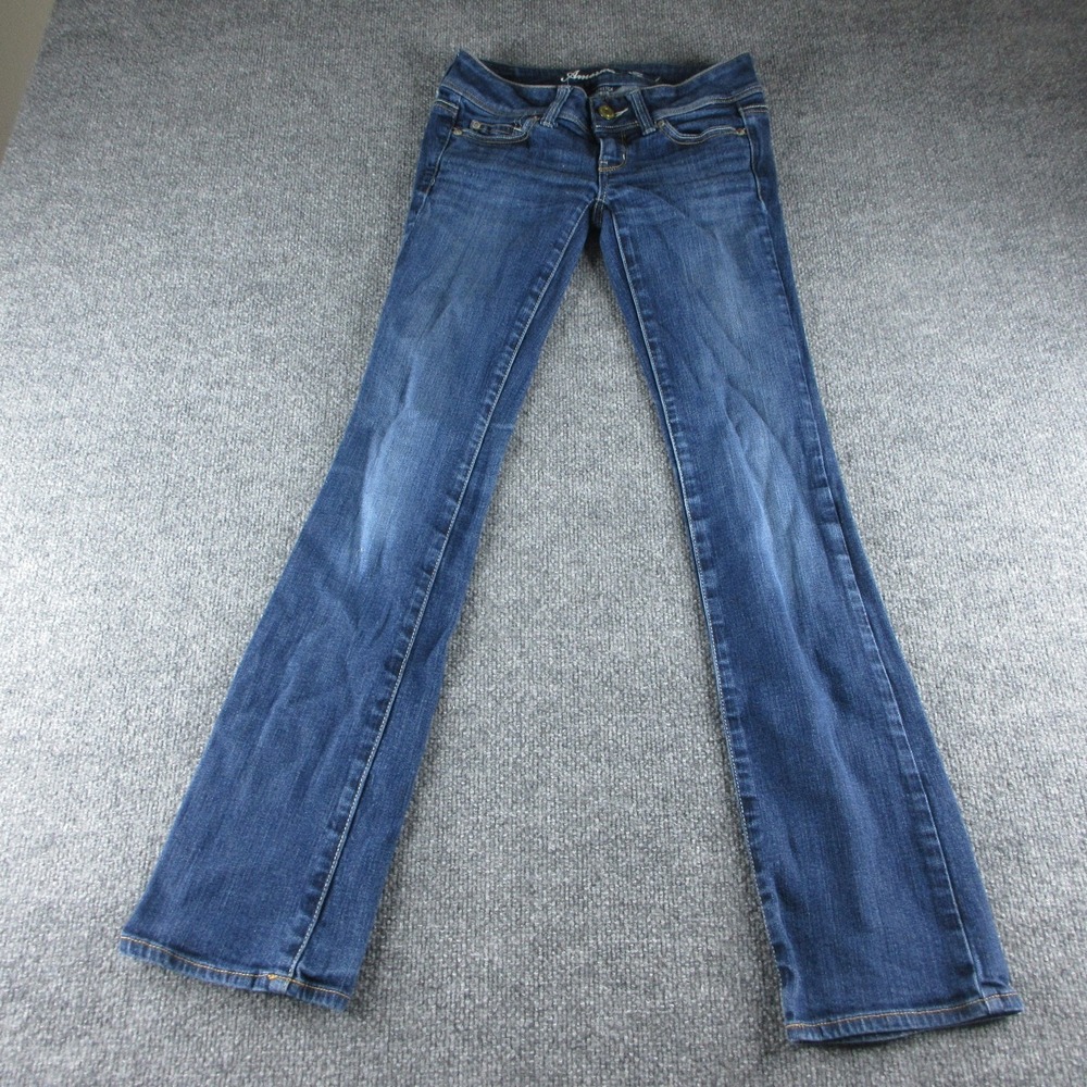 Classic Women's Blue Bootcut Jeans - Unbranded